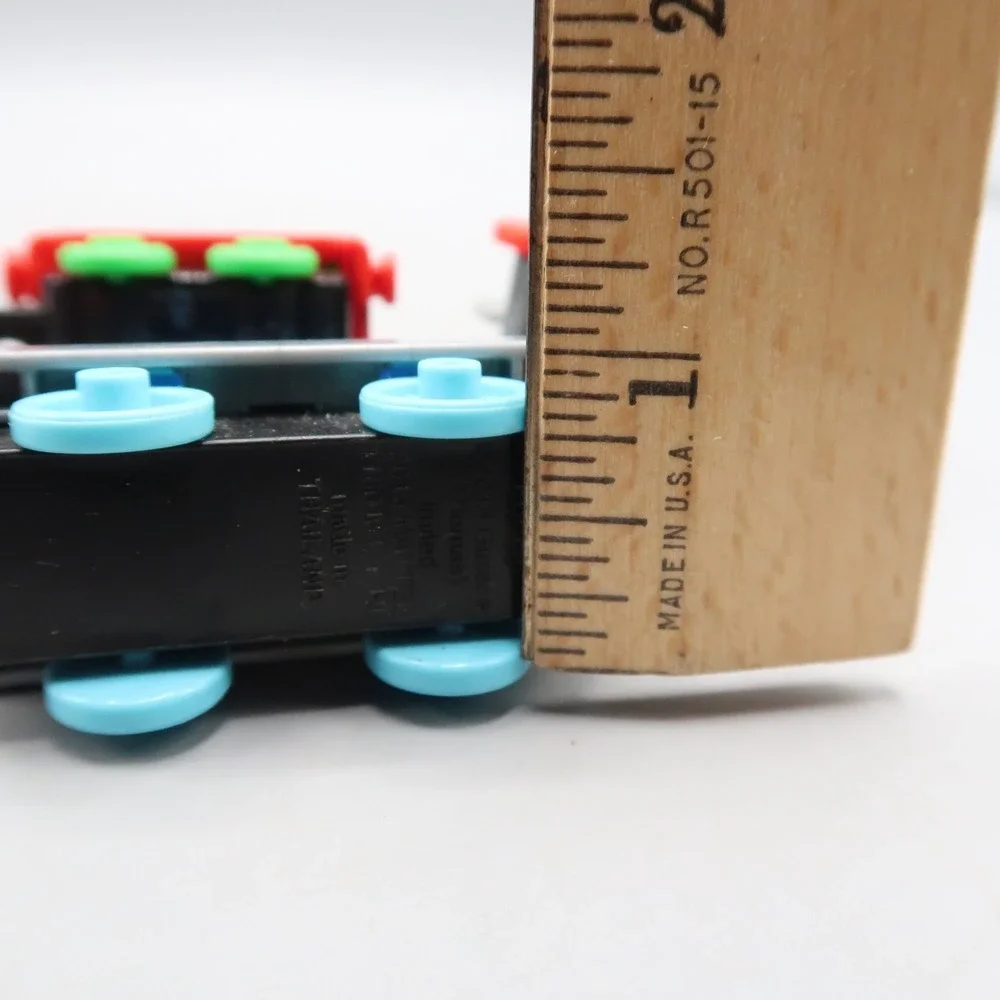 8‎ Pc Lot Thomas & Friends Take n Play Railway Trains Cars Plastic Hook Die Cast